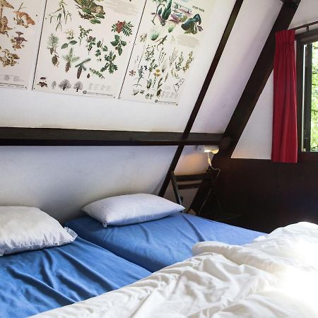 Quaint Chalet In Petithan With Roofed Pool Durbuy Luaran gambar